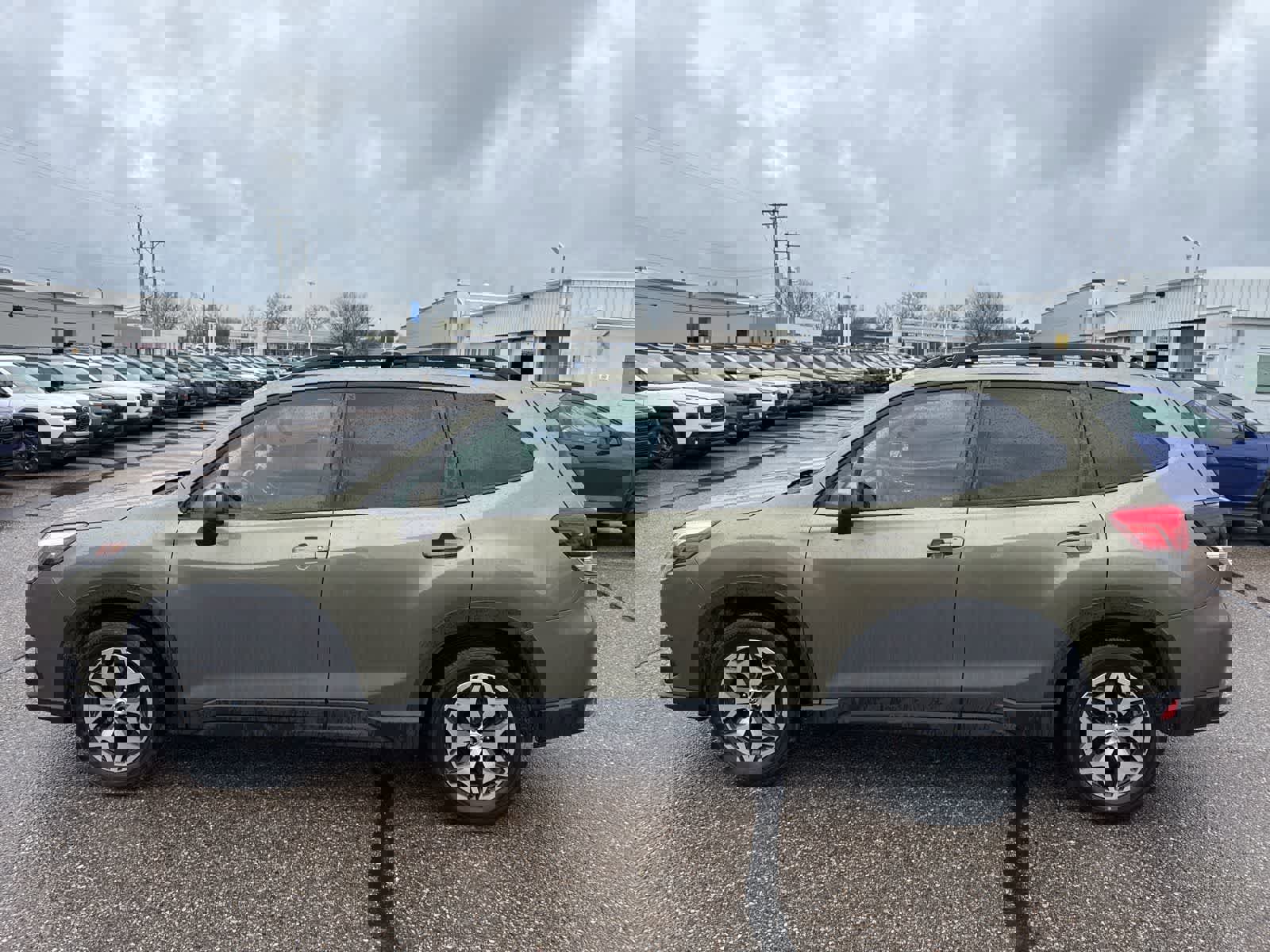 Used 2023 Subaru Forester Premium image 12