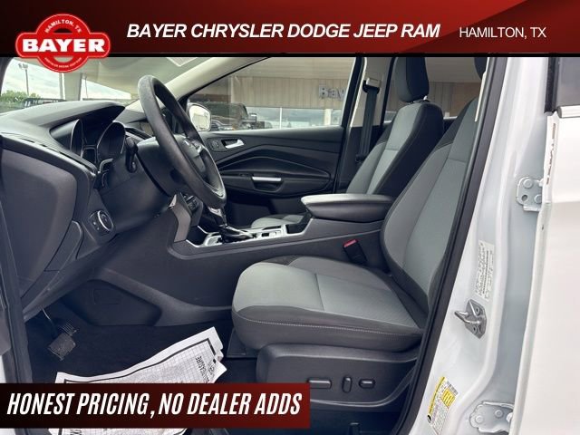 Used 2018 Ford Escape SE w/ SE Sync 3 Package FWD image 16