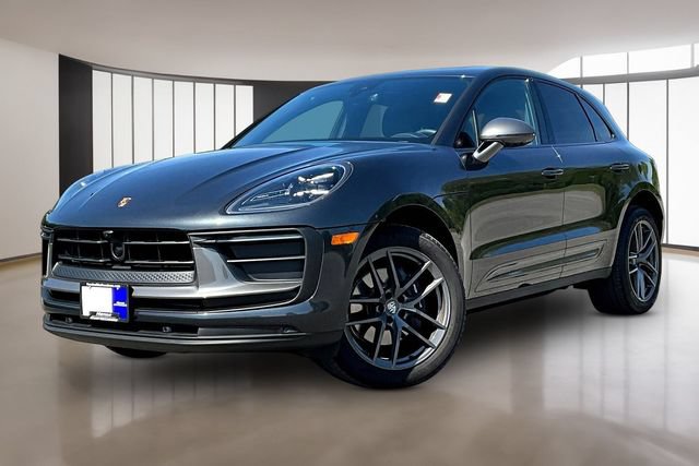 Used 2026 Porsche Macan AWD/4WD image 1