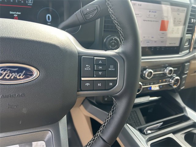New 2025 Ford F350 Lariat w/ Lariat Ultimate Package image 17