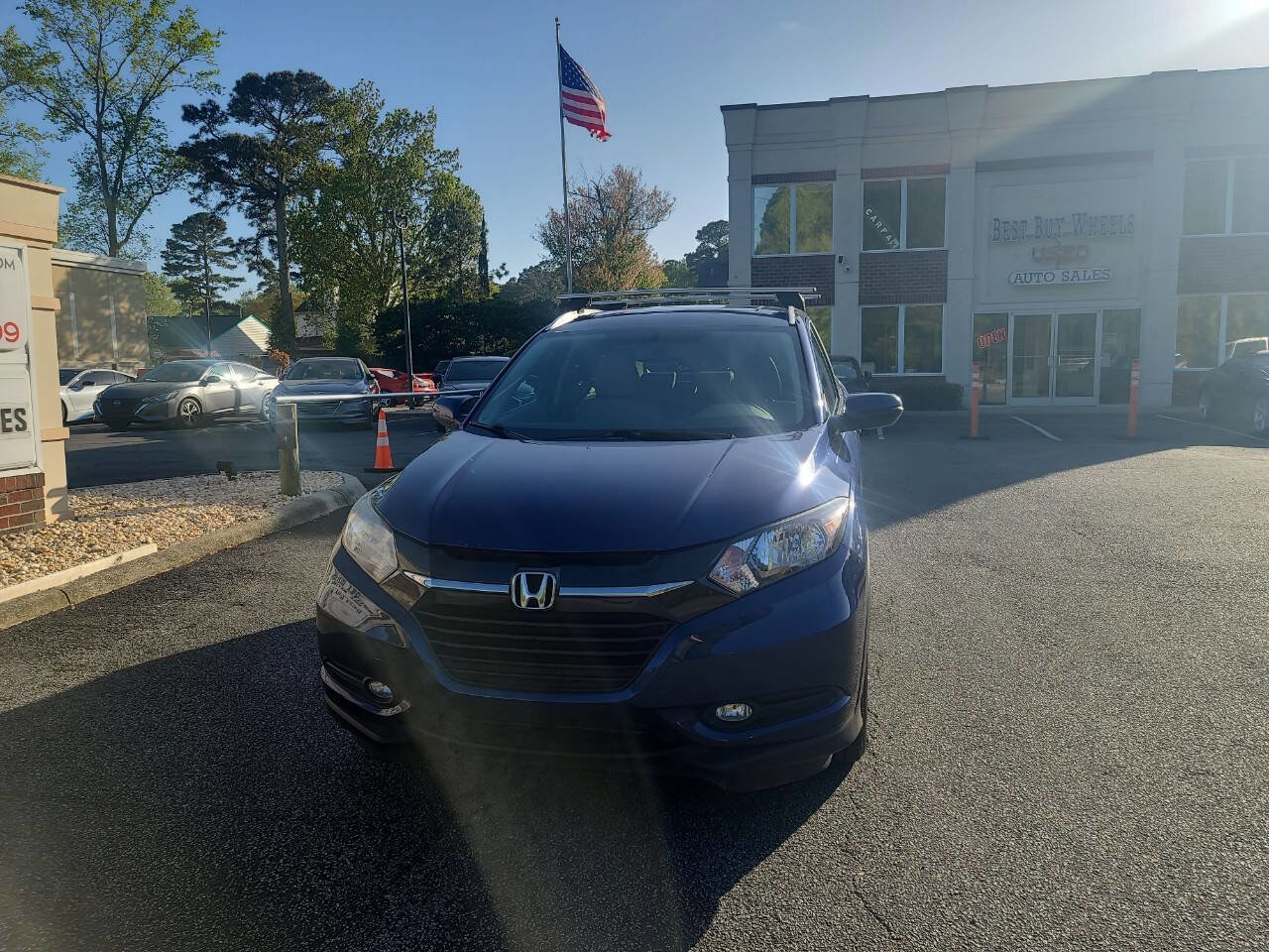 Used 2016 Honda HR-V EX-L image 2