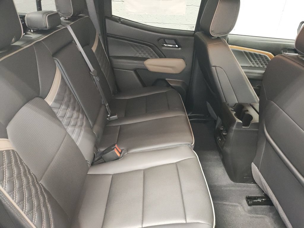 New 2026 GMC Canyon Denali AWD/4WD image 11