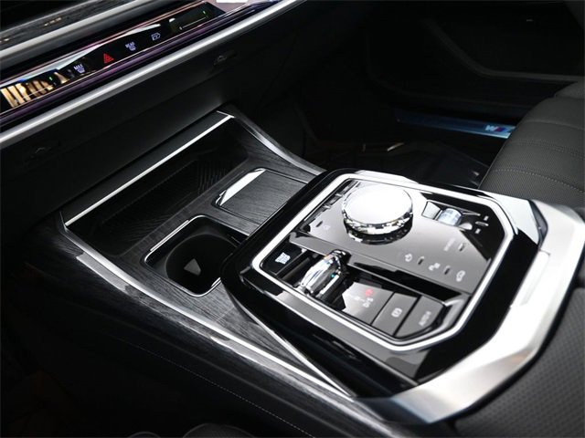 New 2025 BMW 740i xDrive w/ Executive Package image 9