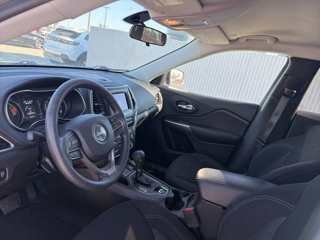 Used 2020 Jeep Cherokee Latitude image 4