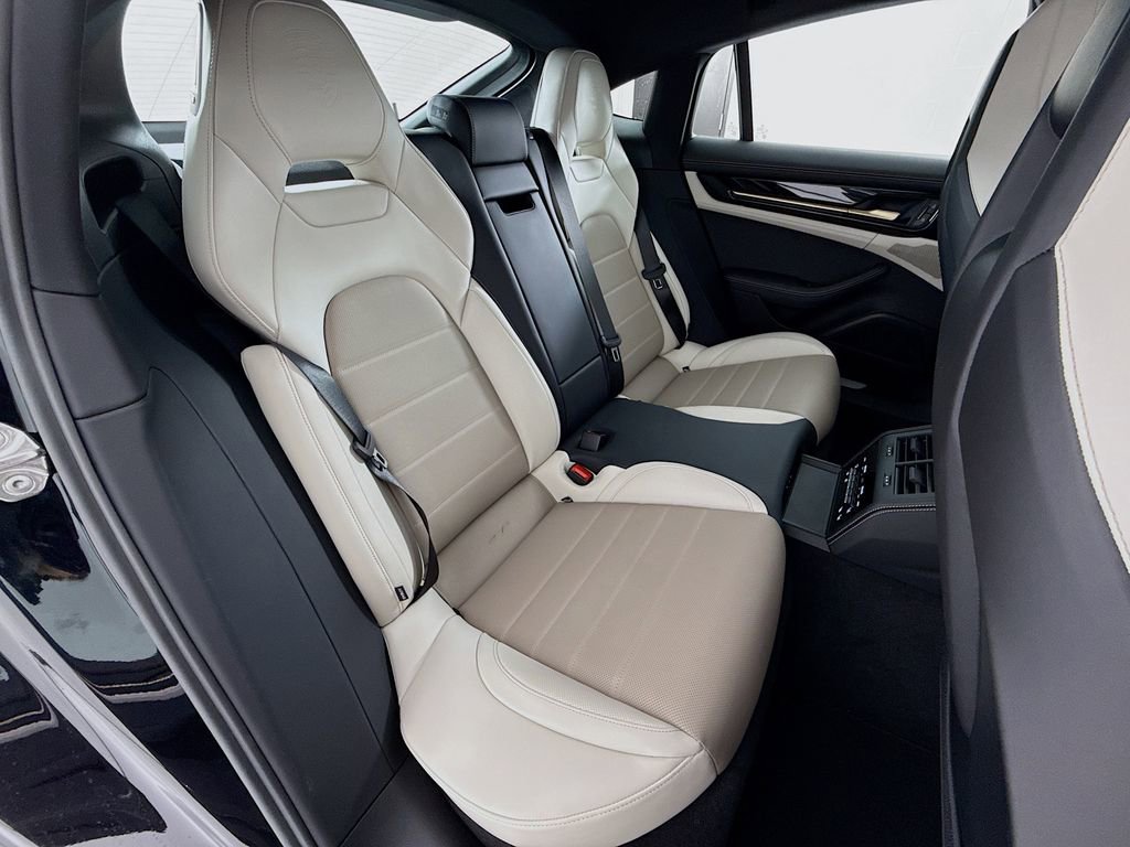 New 2026 Porsche Panamera image 29