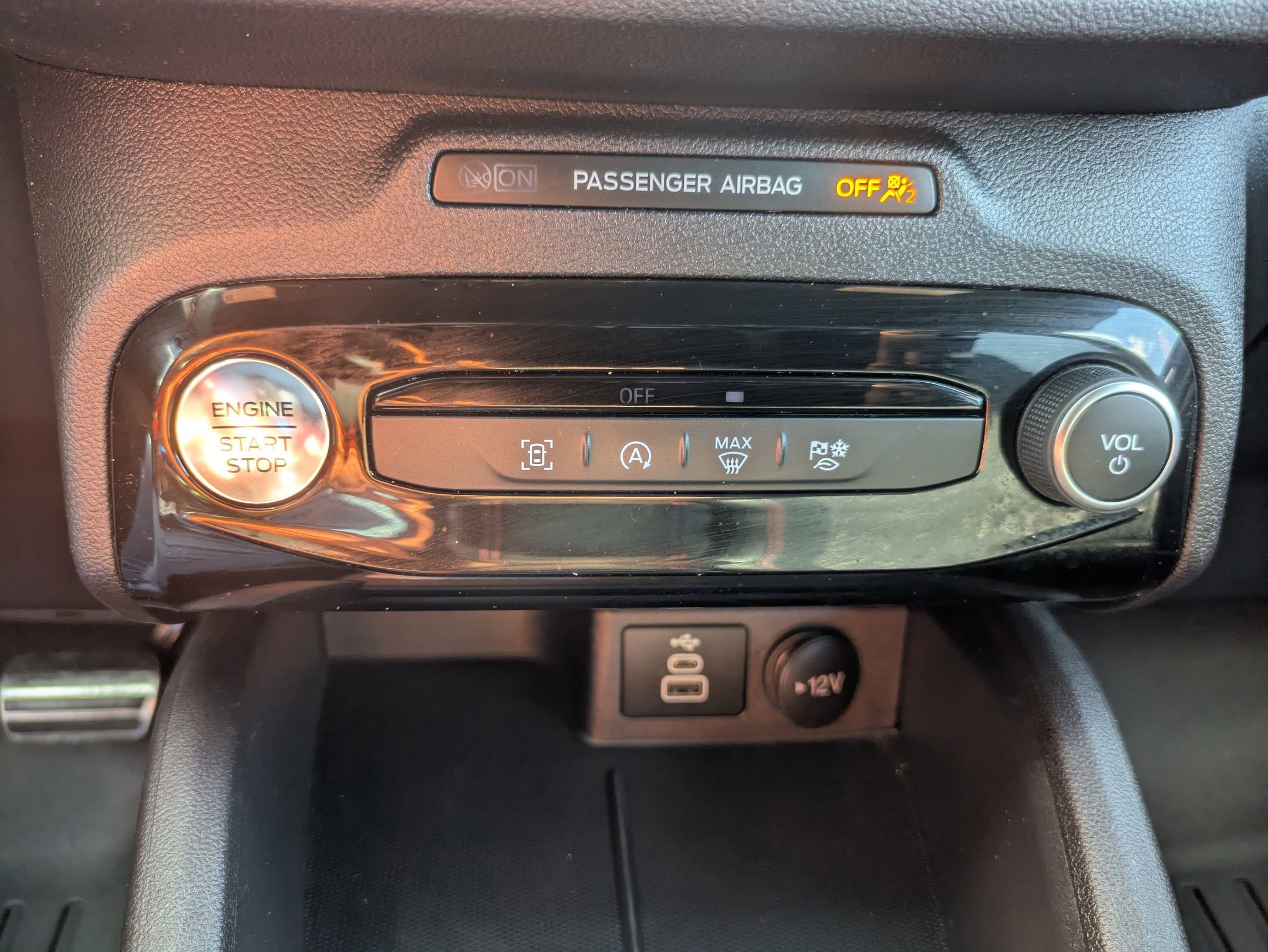 Used 2024 Ford Escape ST-Line w/ Tech Pack #1 FWD image 23