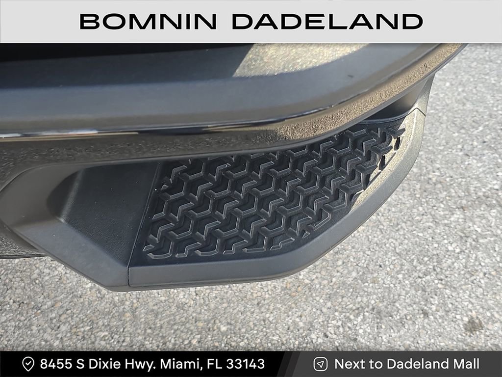 Used 2022 Chevrolet Silverado 2500 High Country w/ Z71 Off-Road Package image 9