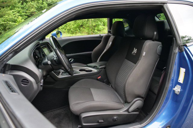 Used 2022 Dodge Challenger R/T Scat Pack RWD image 3