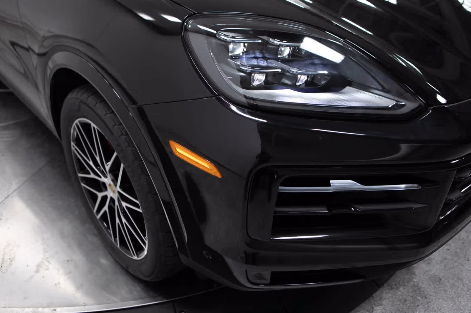 Certified 2026 Porsche Cayenne S AWD/4WD image 12