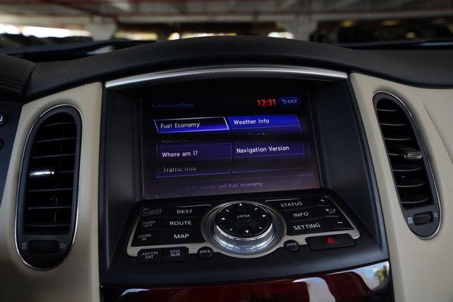 Used 2017 INFINITI QX50 AWD w/ Deluxe Touring Package image 28