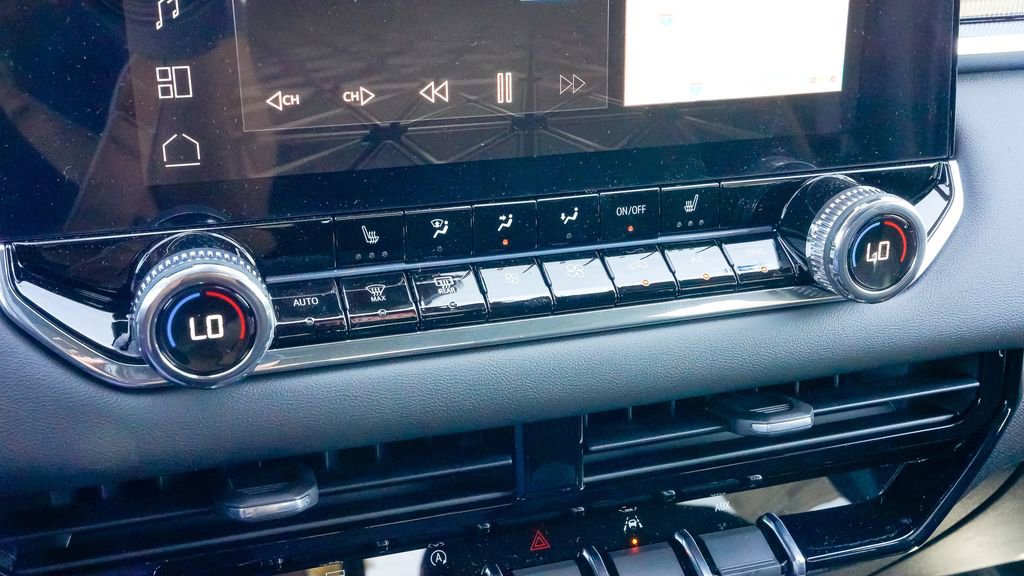 Used 2025 GMC Canyon Elevation w/ Convenience Package image 29