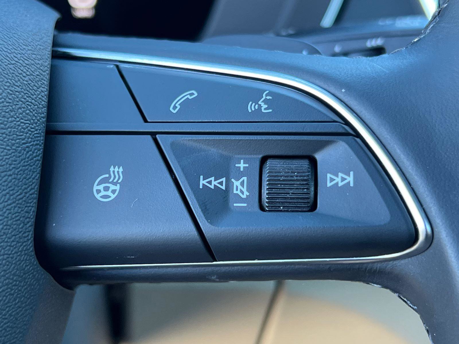 Used 2025 Audi Q5 2.0T Premium w/ Convenience Plus Package image 26