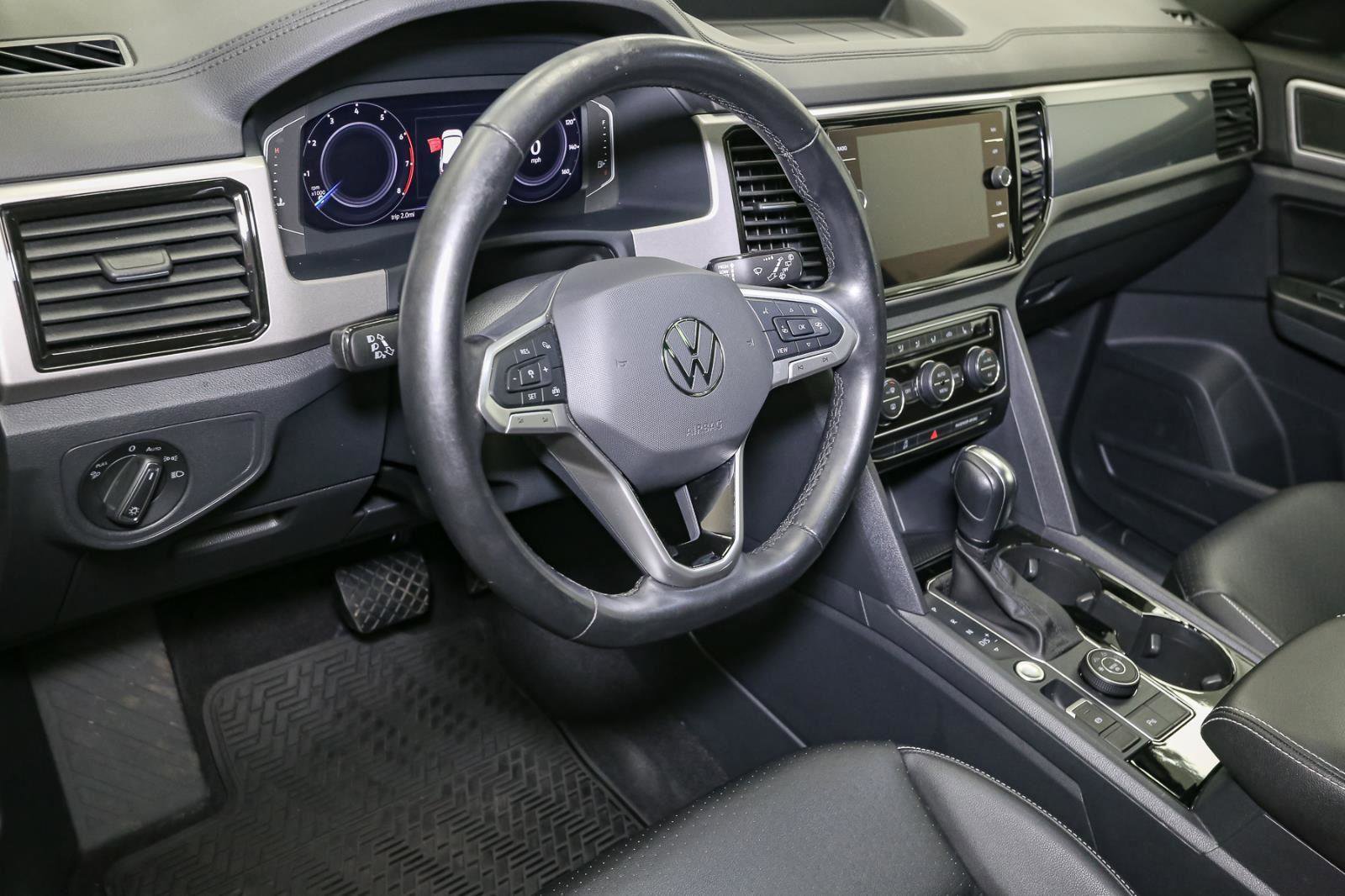 Certified 2020 Volkswagen Atlas Cross Sport SEL image 26