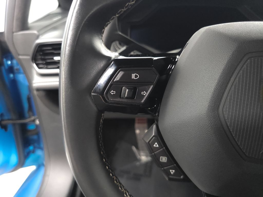 Used 2022 Lamborghini Huracan EVO RWD image 17