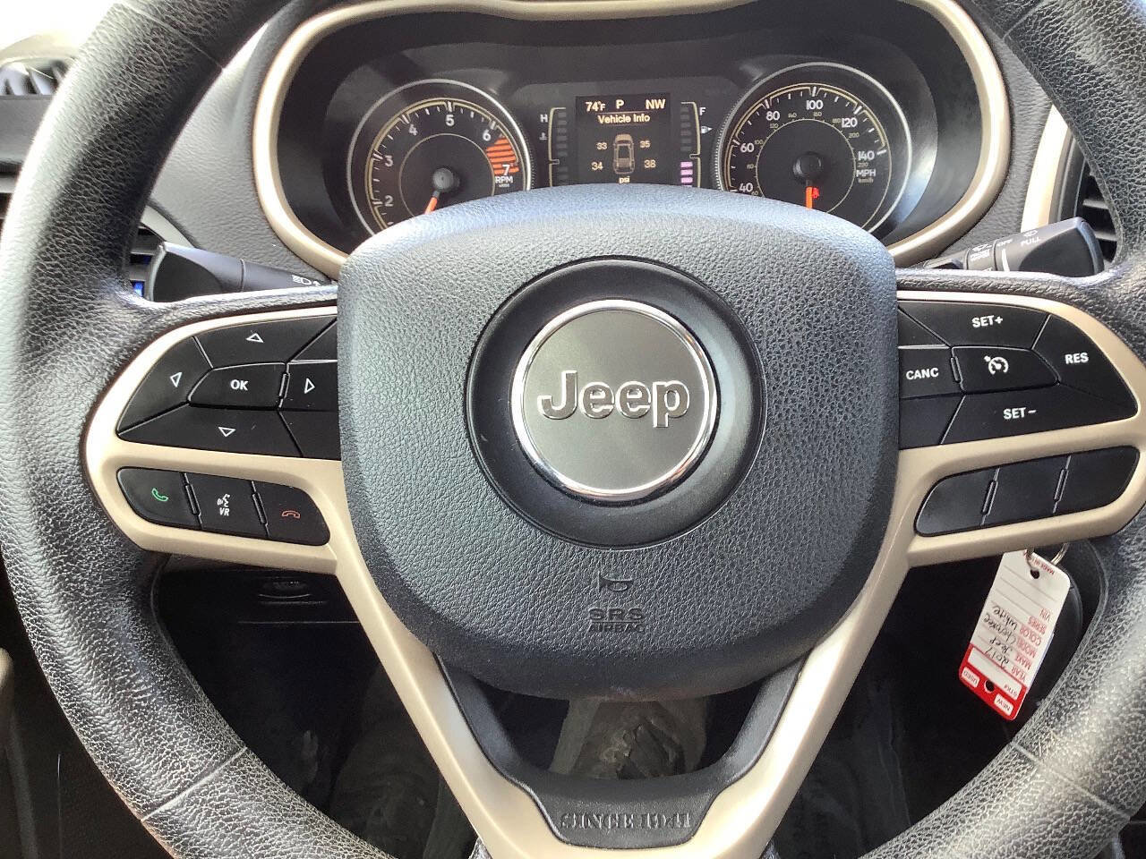 Used 2017 Jeep Cherokee Sport w/ Trailer Tow Group image 44