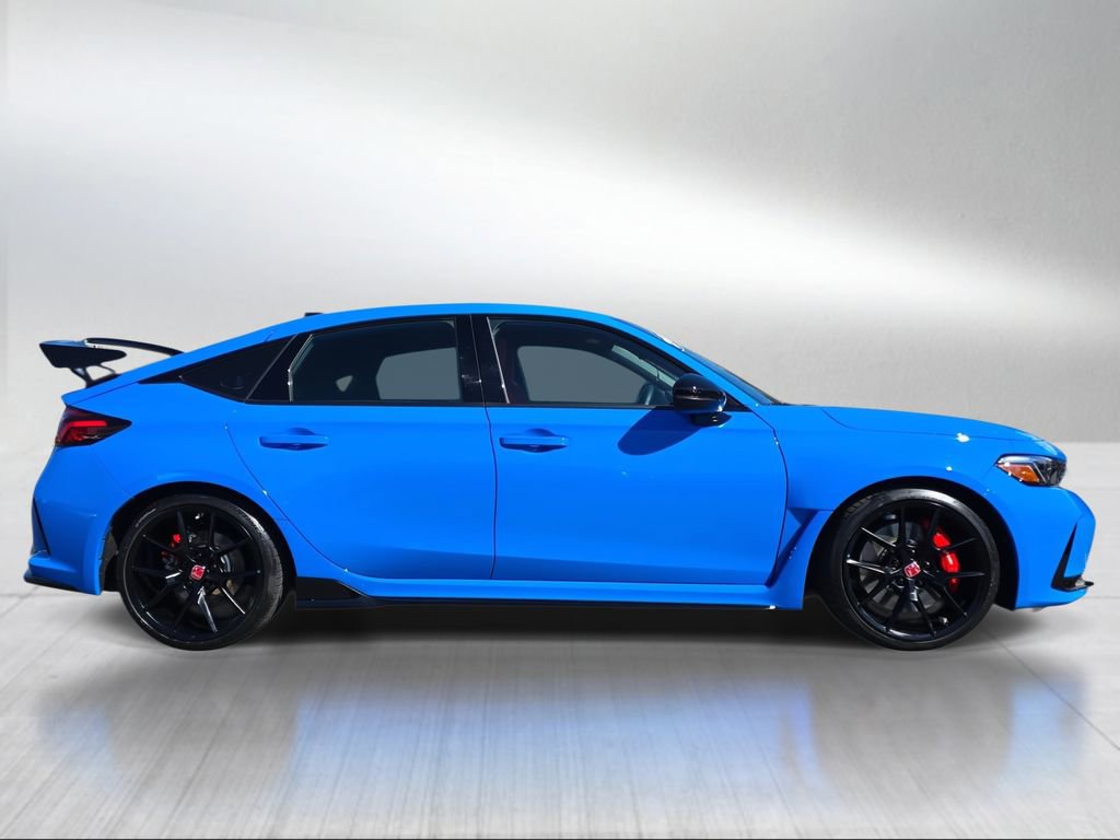 Used 2025 Honda Civic Type R image 2