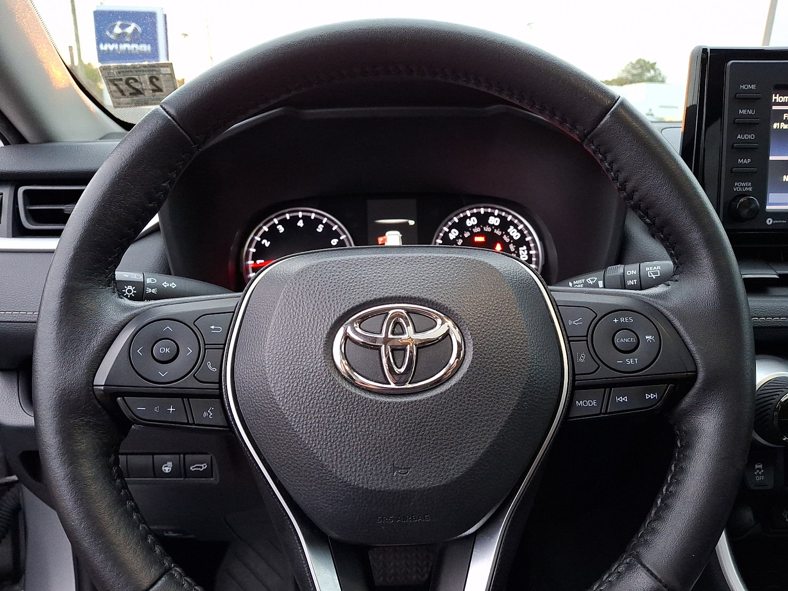 Used 2022 Toyota RAV4 XLE w/ Convenience Package AWD/4WD image 20