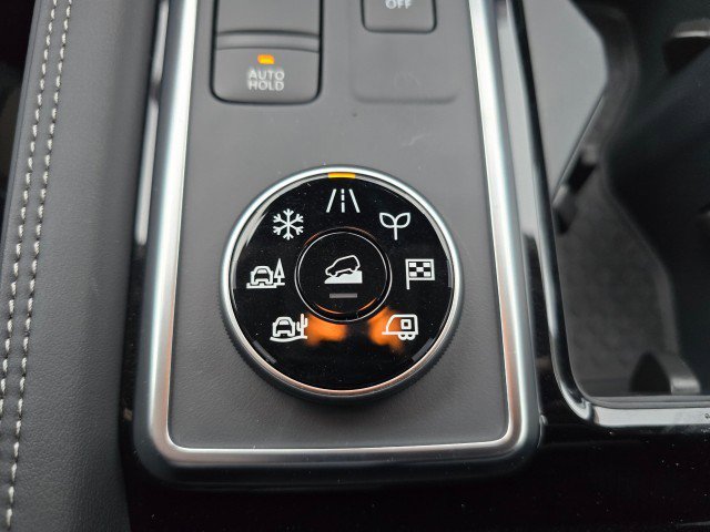 New 2025 Nissan Pathfinder Platinum w/ Cargo Package image 33