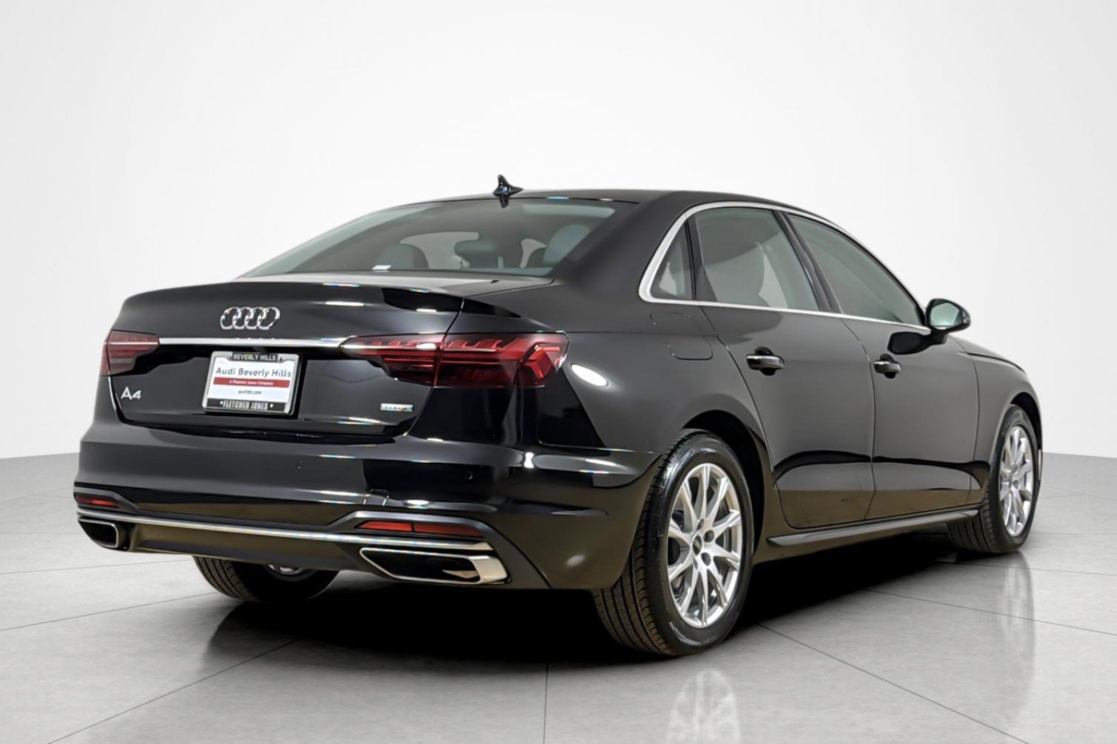 Used 2024 Audi A4 2.0T Premium w/ Convenience Package AWD/4WD image 5