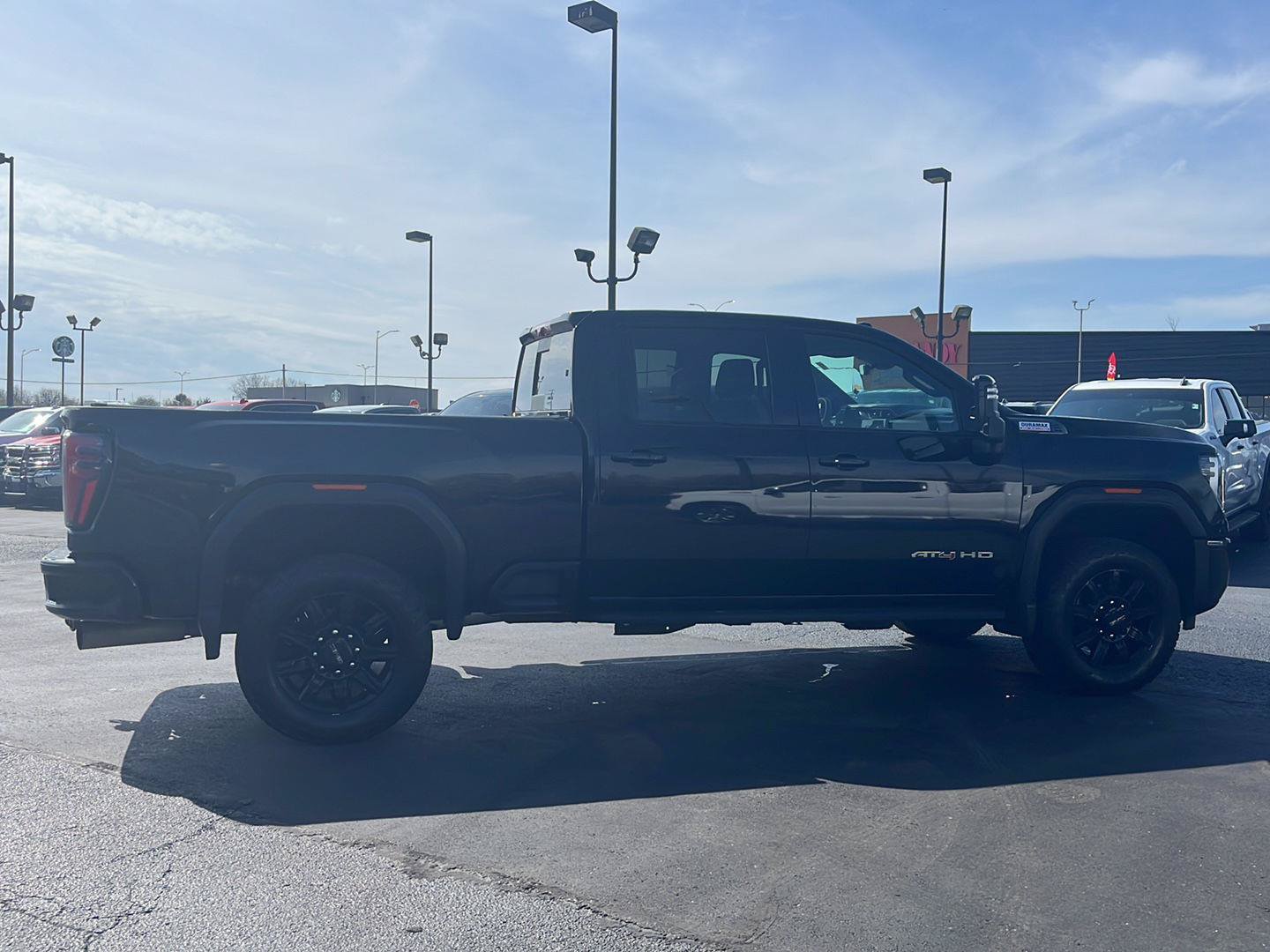 Used 2024 GMC Sierra 2500 AT4 w/ AT4 Premium Plus Package AWD/4WD image 6