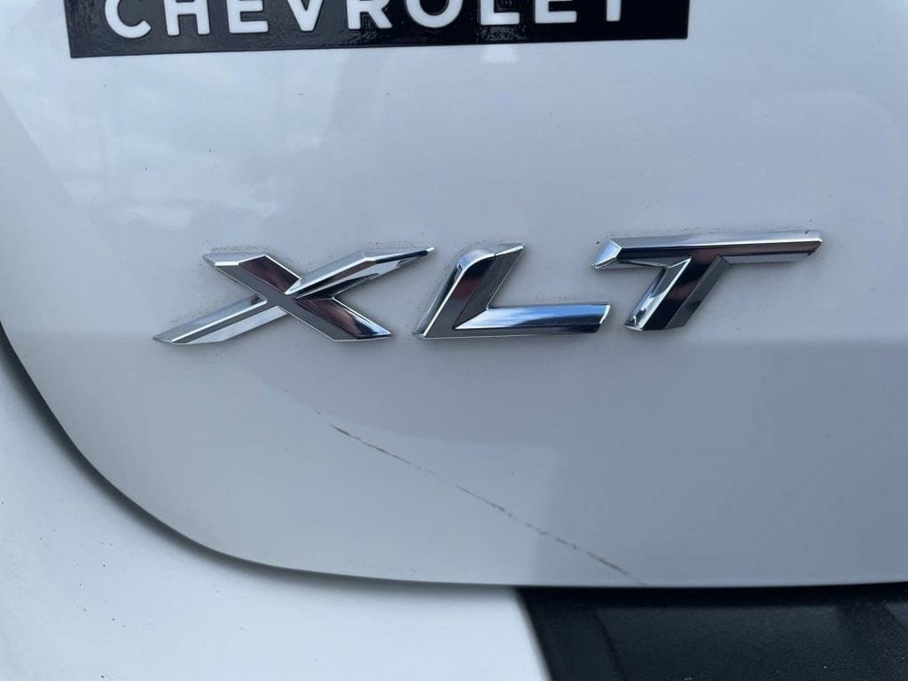 Used 2023 Ford Explorer XLT w/ Equipment Group 202A image 7