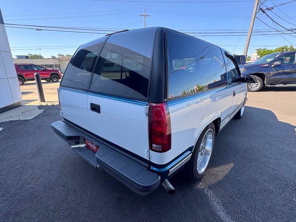 Used 1999 Chevrolet Tahoe 2WD 2-Door w/ Convenience Group image 7
