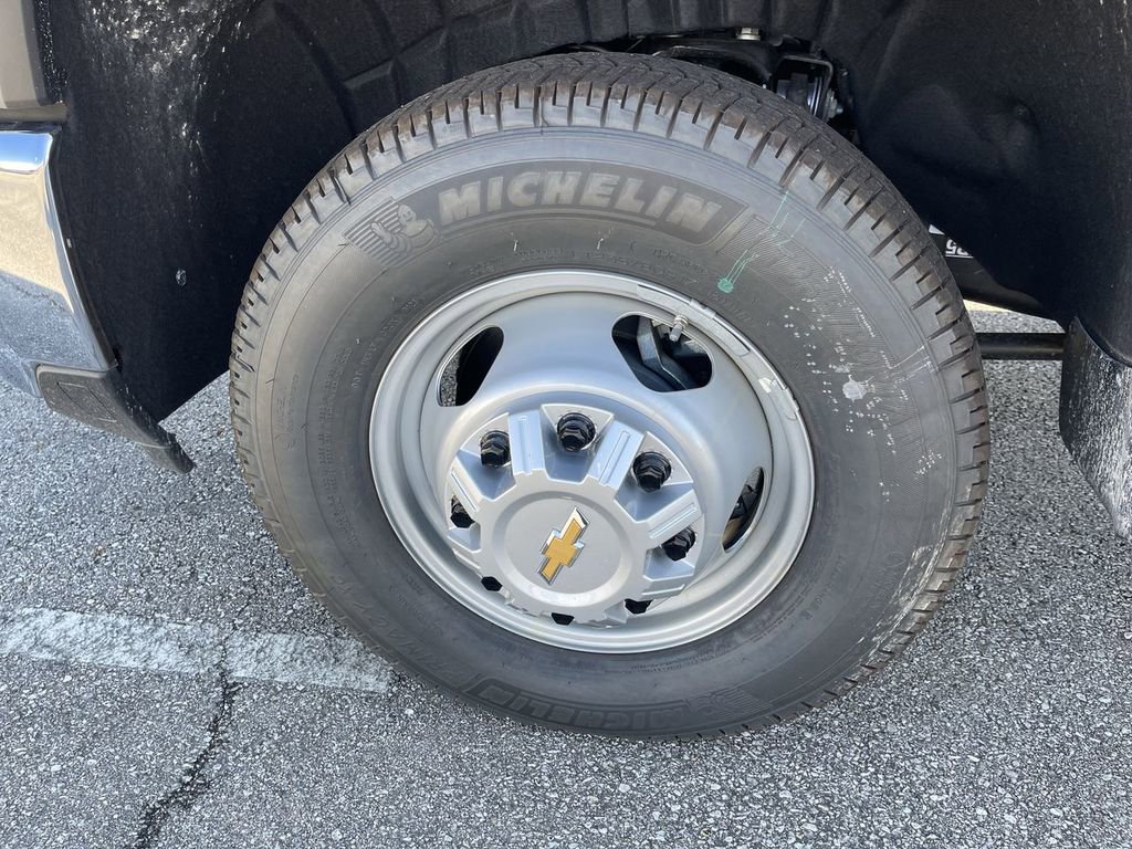 New 2025 Chevrolet Silverado 3500 W/T w/ WT Convenience Package AWD/4WD image 5
