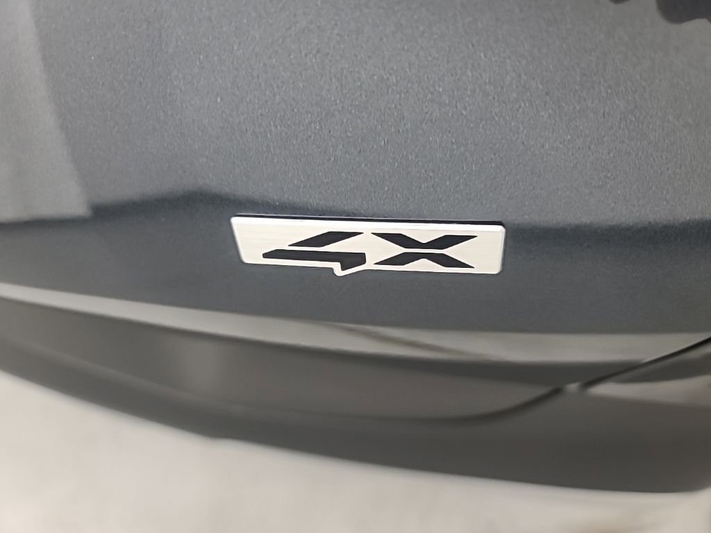 Used 2025 Kia Sportage LX image 12