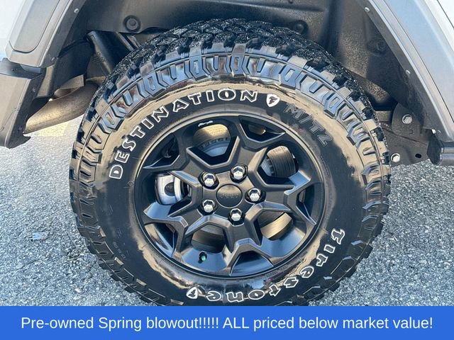 Used 2023 Jeep Wrangler Unlimited w/ Cold Weather Group AWD/4WD image 11