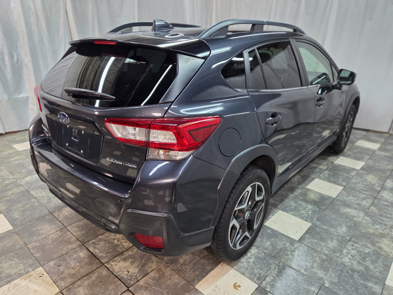 Used 2018 Subaru Crosstrek 2.0i Limited image 6