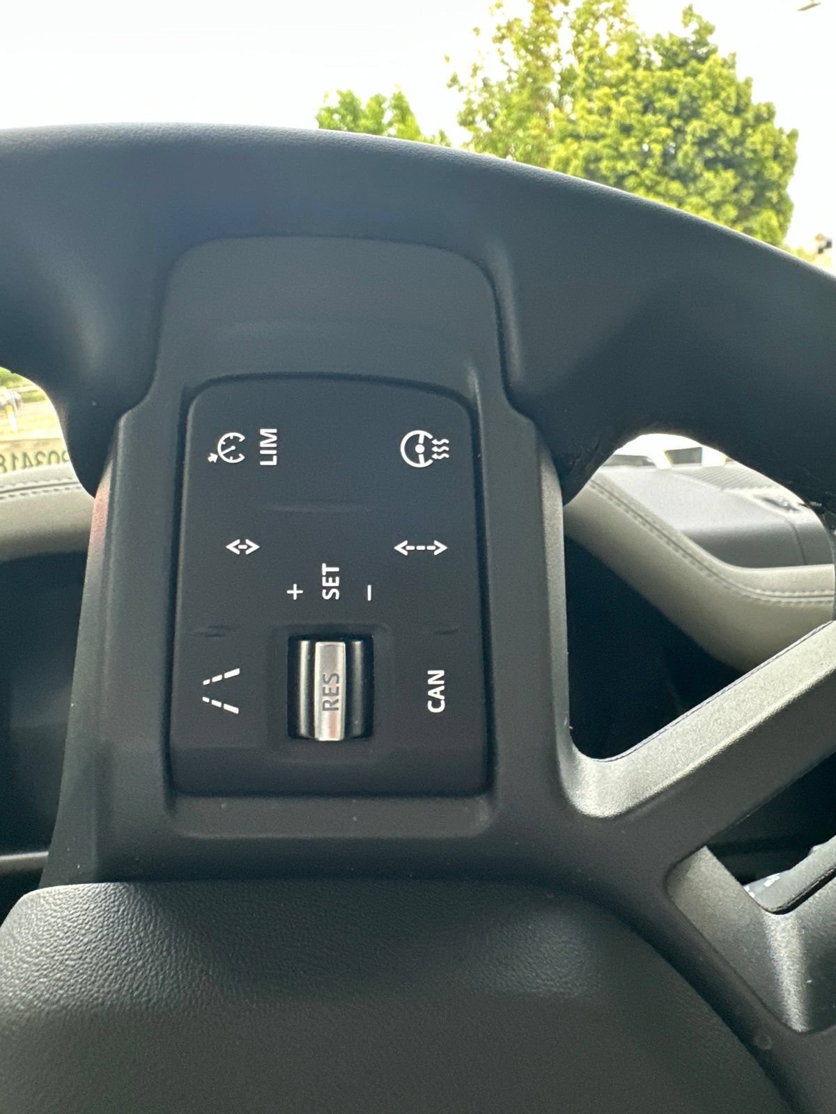 Used 2025 Land Rover Defender 110 S AWD/4WD image 12