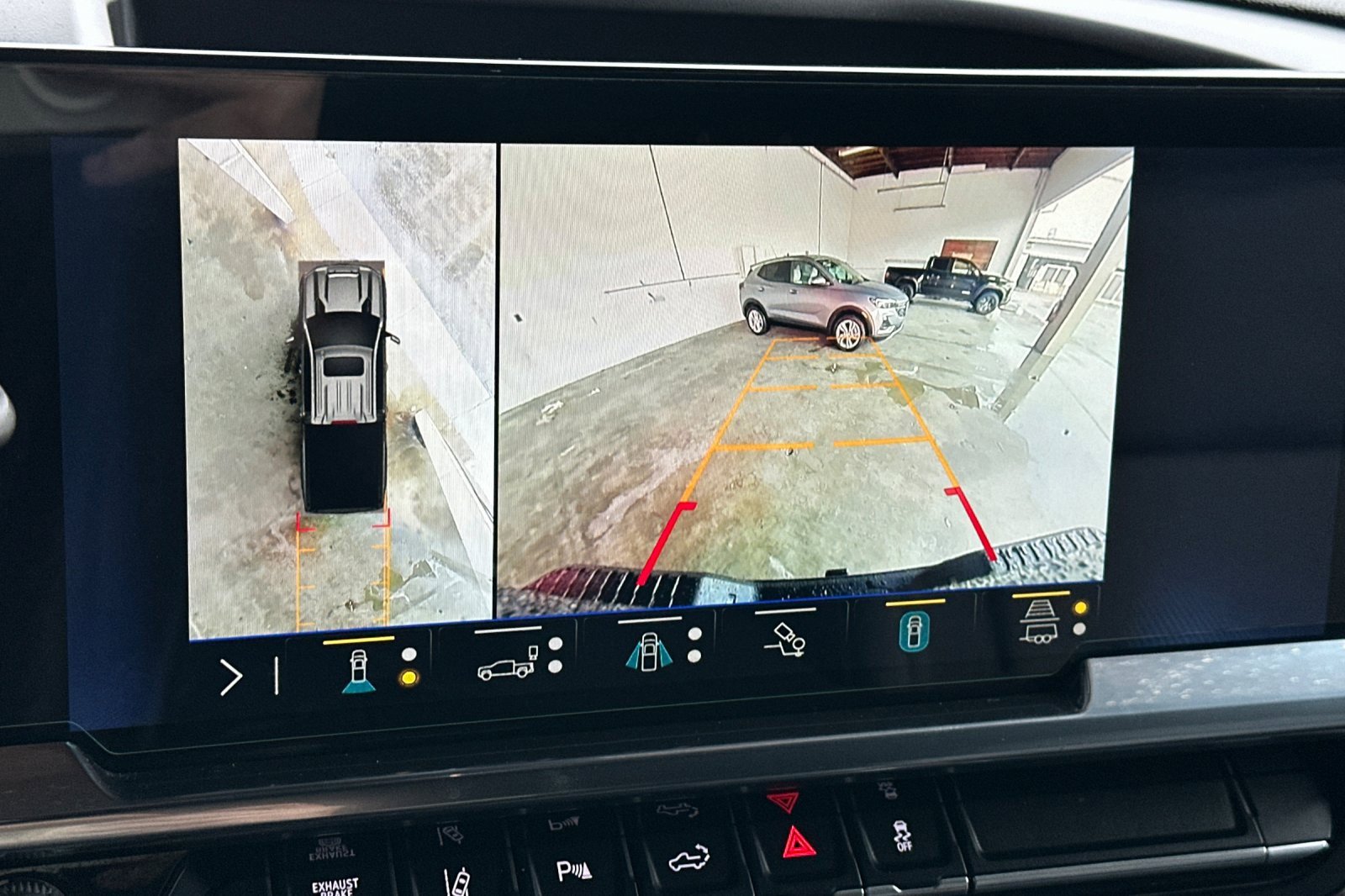 Used 2024 Chevrolet Silverado 3500 LTZ w/ LTZ Premium Package image 24