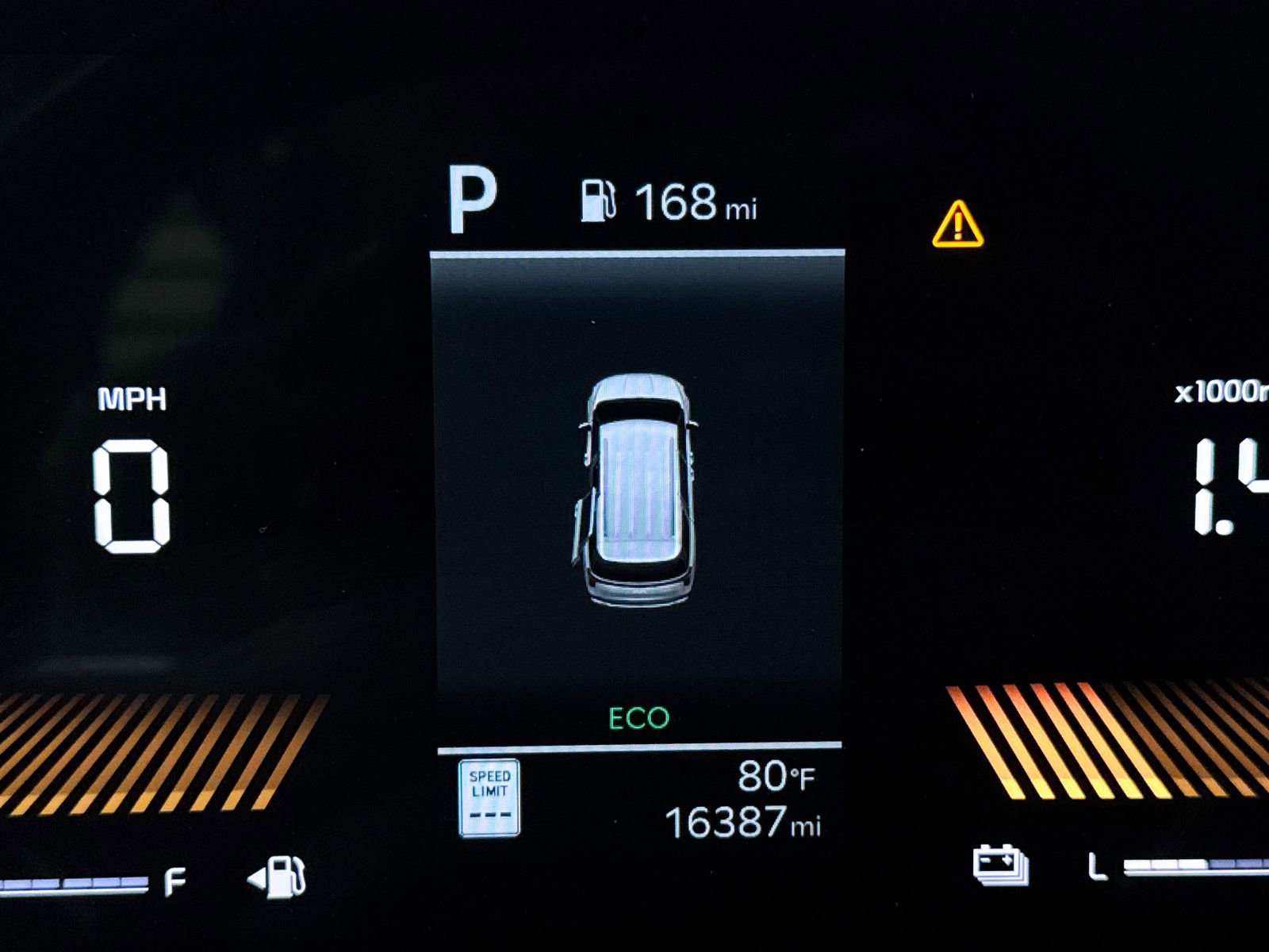 Used 2025 Kia Carnival EX image 37