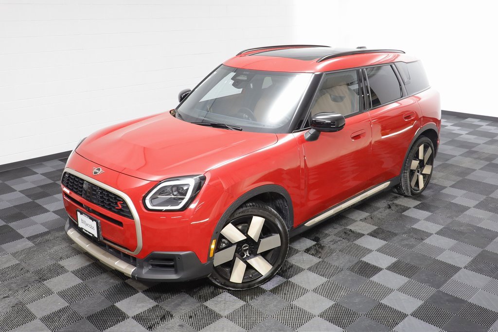 Certified 2025 MINI Cooper Countryman S image 2