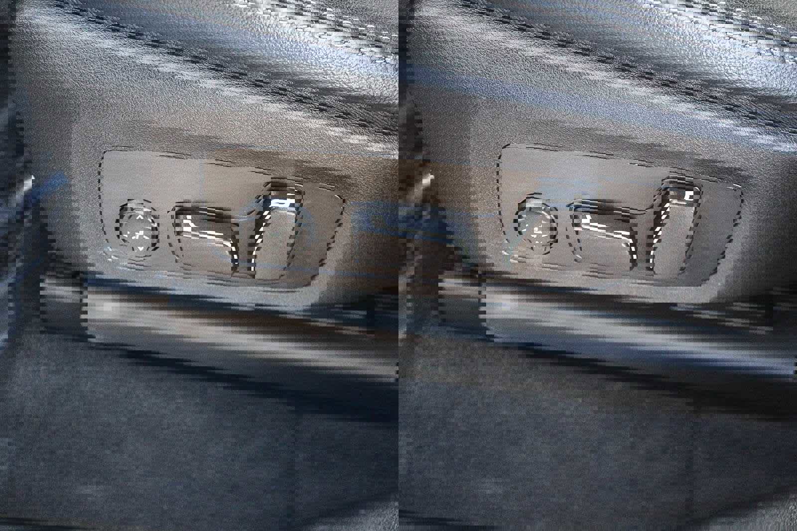 Certified 2024 BMW X3 sDrive30i w/ Convenience Package image 21