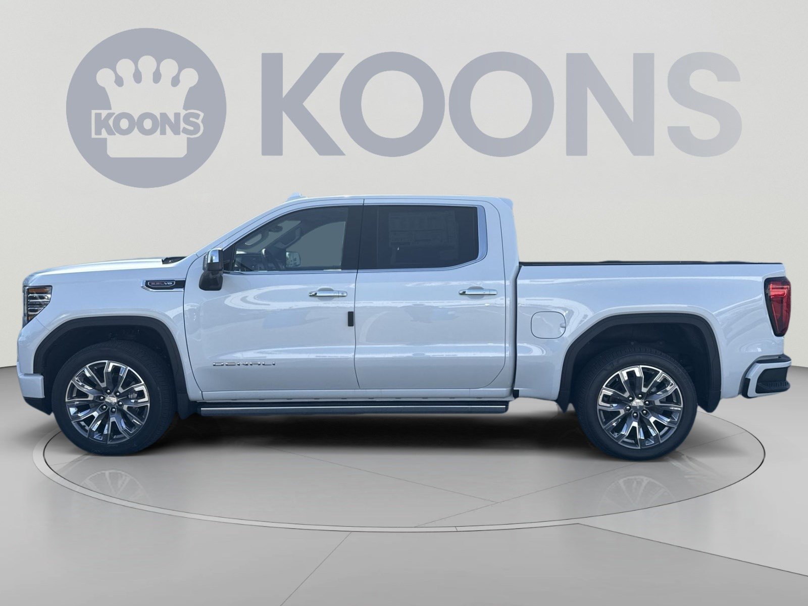 New 2026 GMC Sierra 1500 Denali w/ Denali Reserve Package AWD/4WD image 2