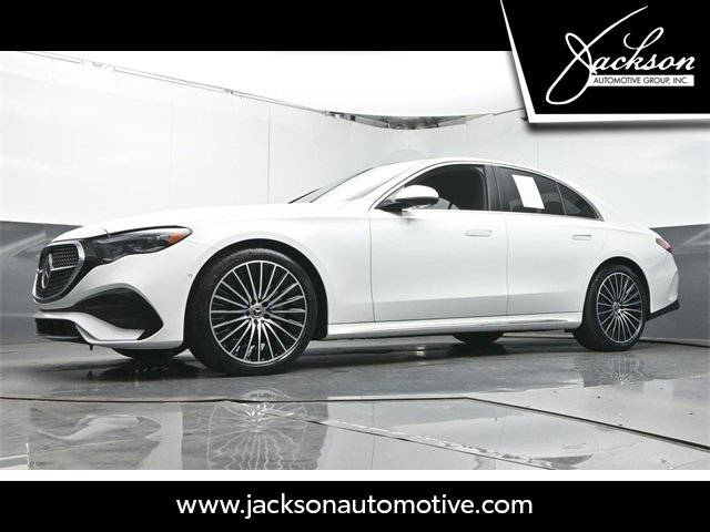 Used 2025 Mercedes-Benz E 350 Sedan image 36