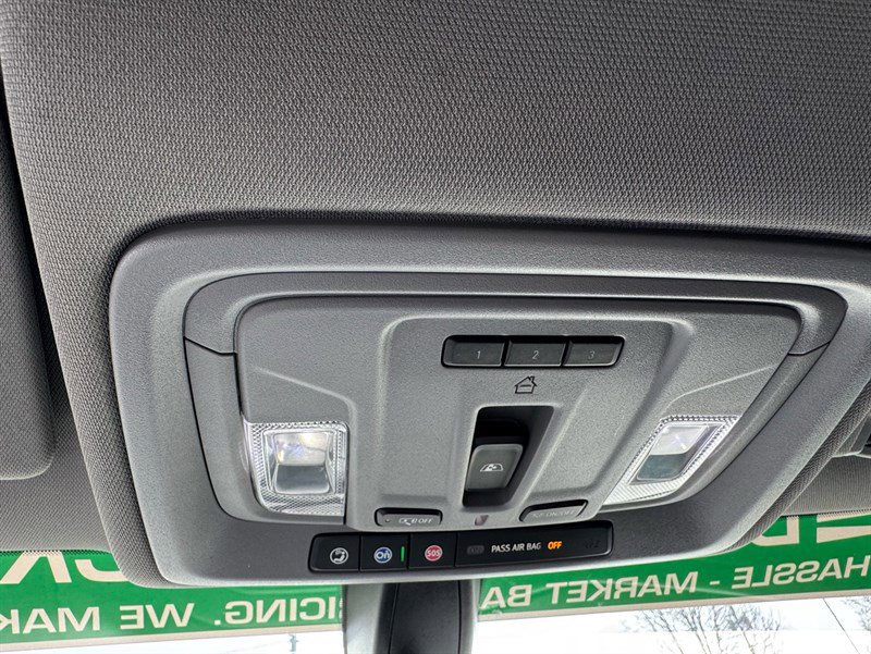 Used 2021 Chevrolet Silverado 1500 LT Trail Boss w/ Convenience Package II image 17