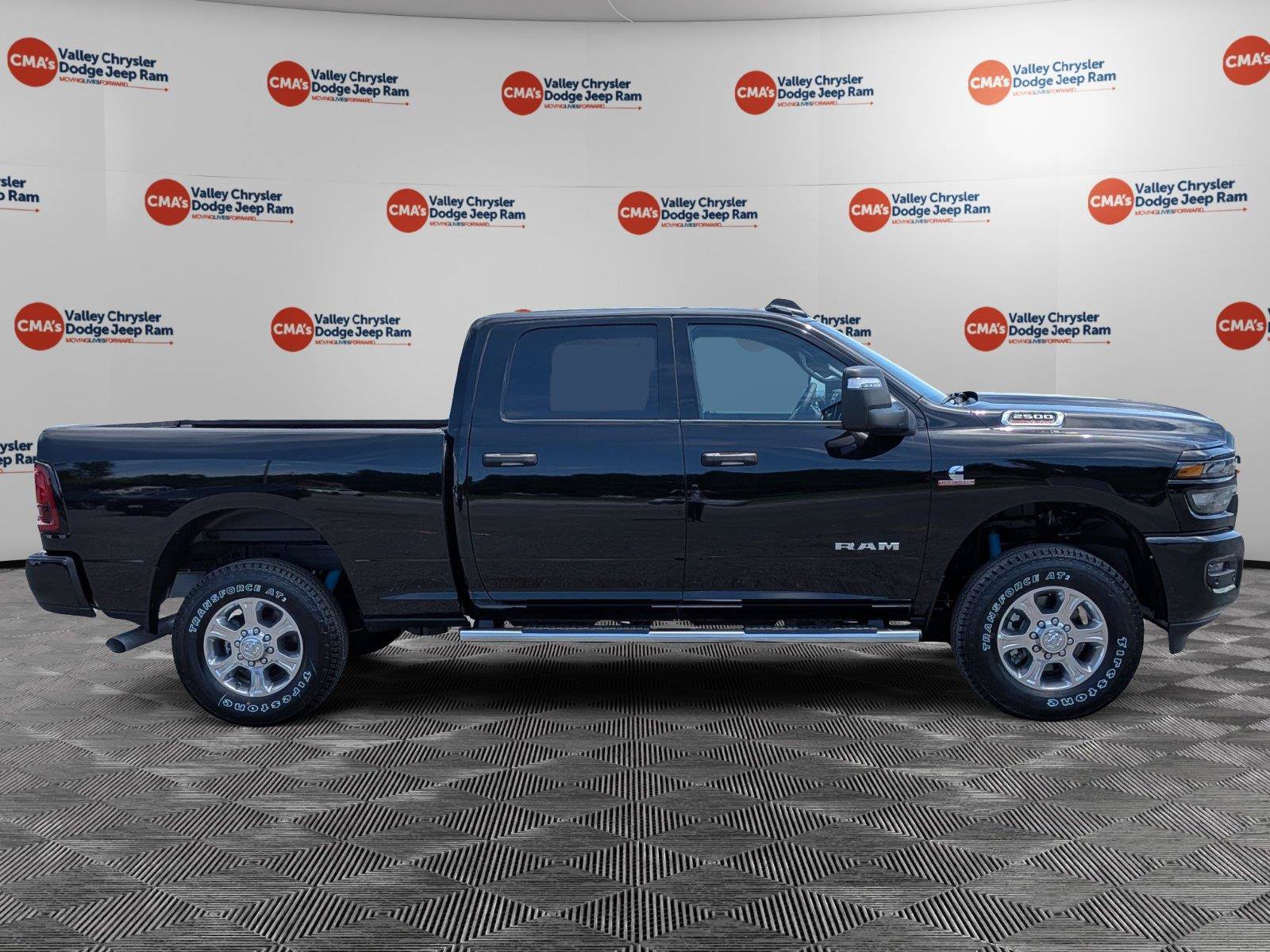 New 2026 RAM 2500 Big Horn AWD/4WD image 4