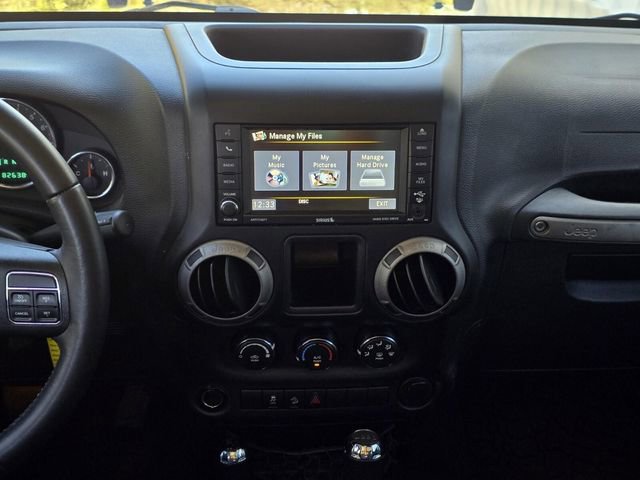 Used 2017 Jeep Wrangler Unlimited Sport w/ Connectivity Group image 30