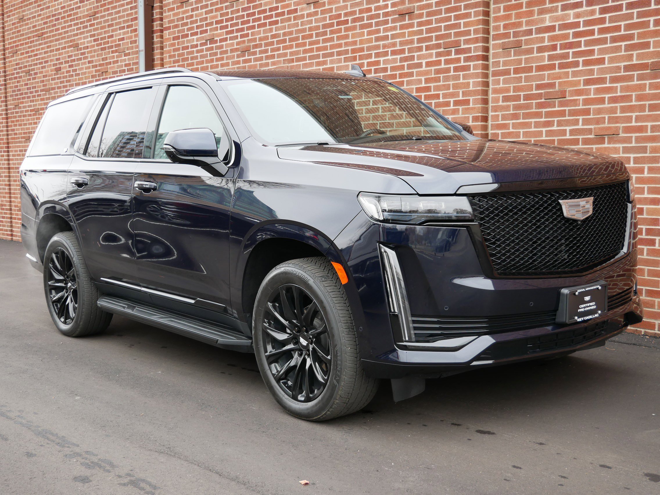 Certified 2024 Cadillac Escalade Sport Platinum w/ LPO, ONYX Package image 27