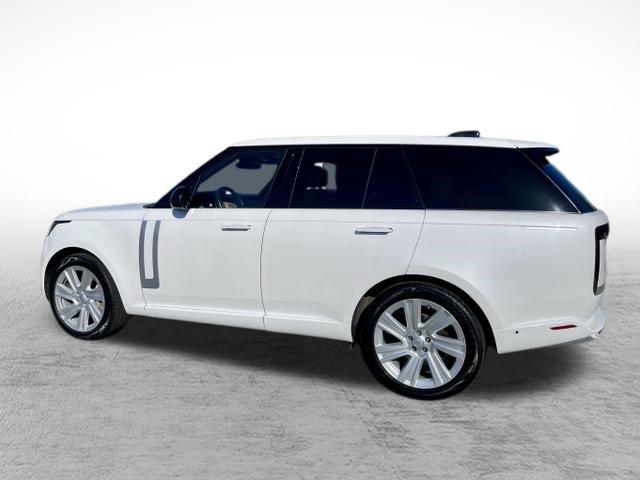 Used 2022 Land Rover Range Rover SE image 5