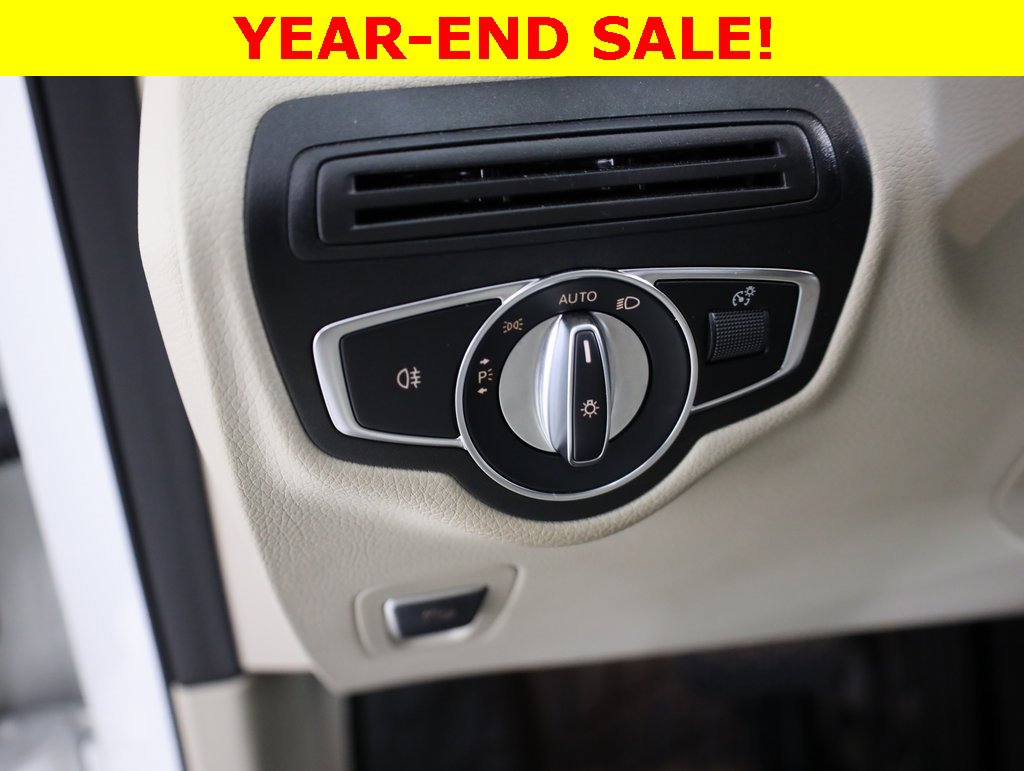 Used 2022 Mercedes-Benz GLC 300 4MATIC image 10