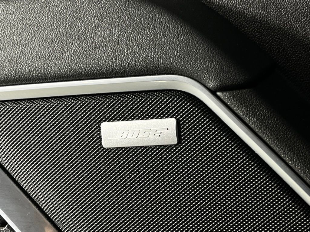 Used 2024 GMC Sierra 3500 SLT w/ SLT Convenience Package image 21