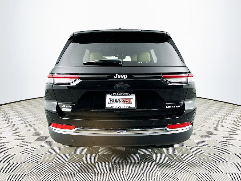 Certified 2025 Jeep Grand Cherokee Limited image 9