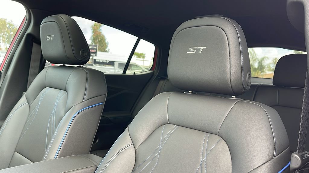 New 2026 Buick Envista Sport Touring w/ Convenience I Package FWD image 13