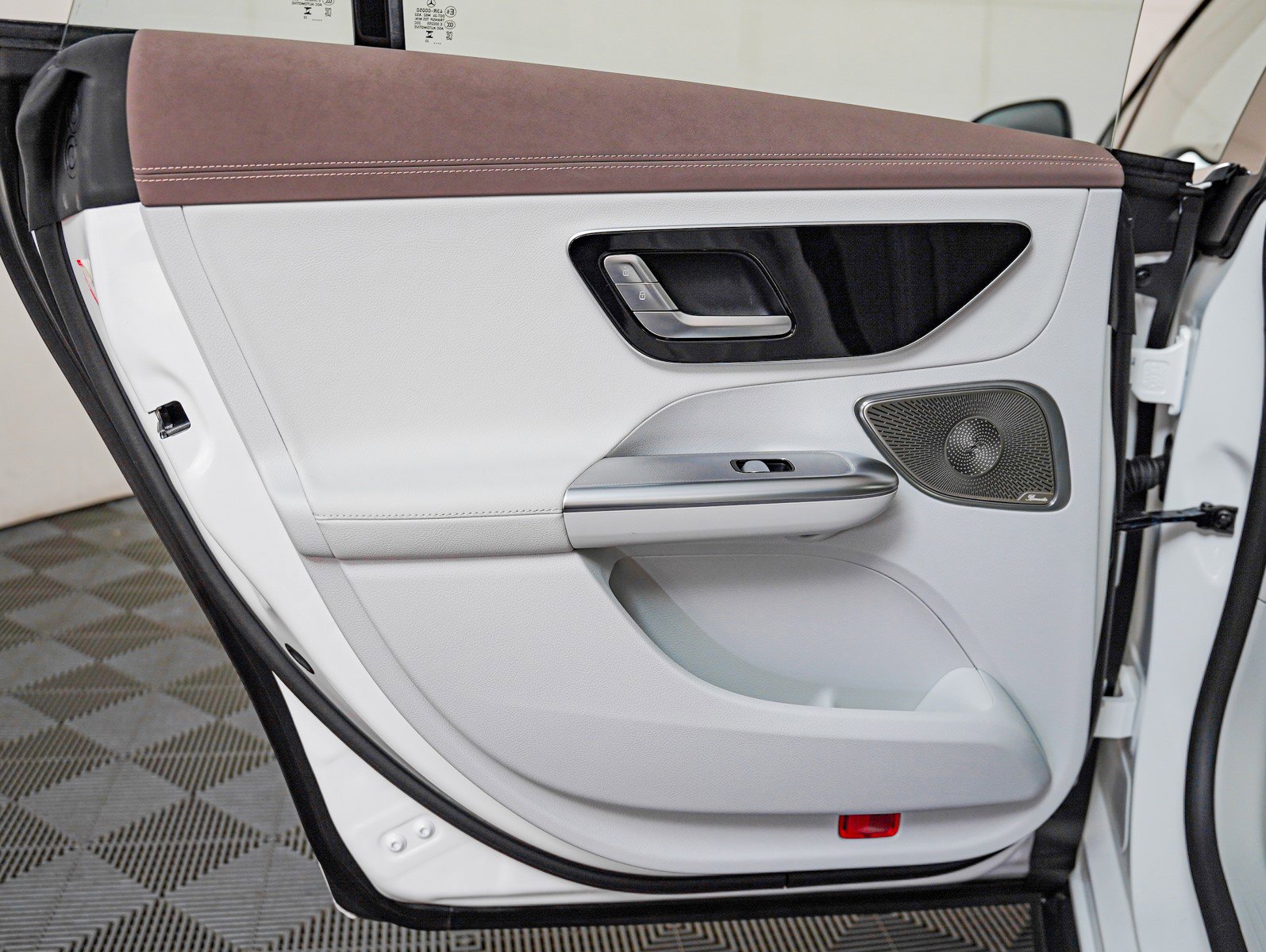 Certified 2023 Mercedes-Benz EQE 350+ Sedan image 24