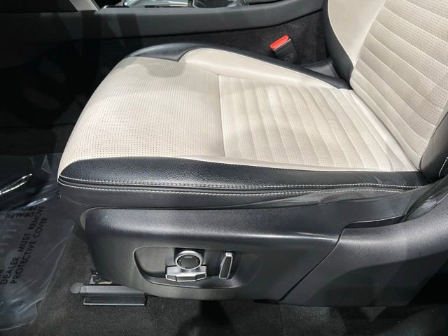 Used 2022 Land Rover Discovery Sport S R-Dynamic image 19