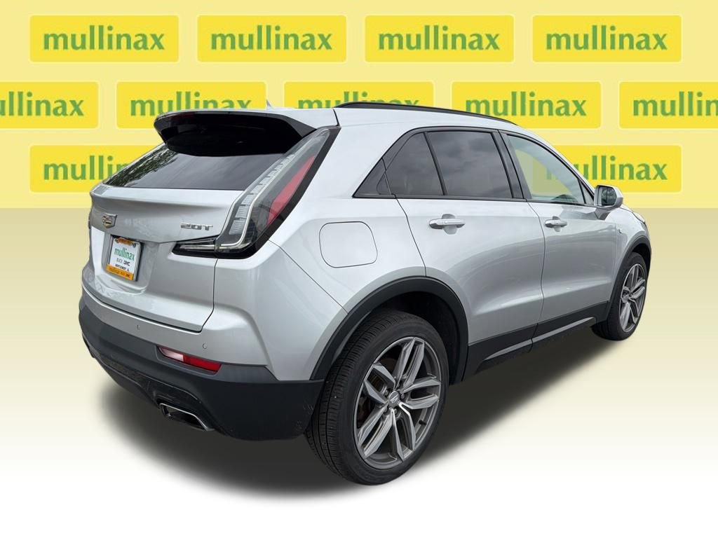 Used 2019 Cadillac XT4 Sport w/ Cold Weather Package AWD/4WD image 11