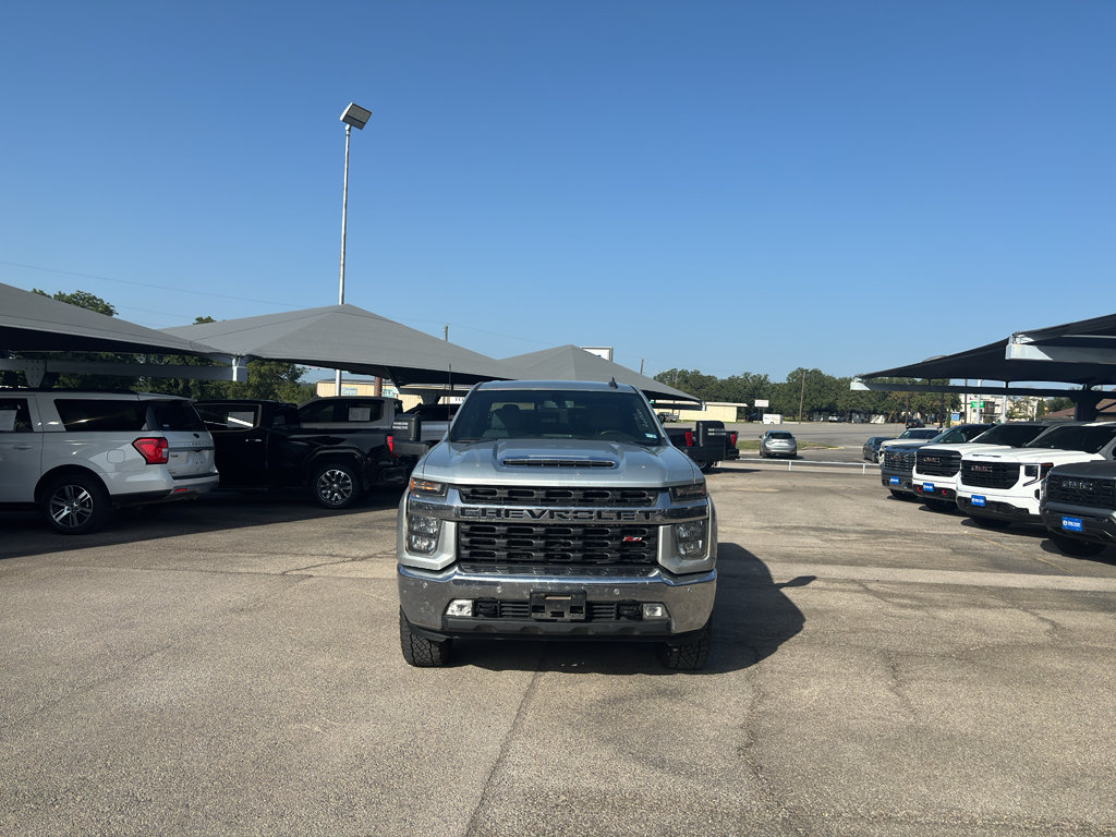 Used 2020 Chevrolet Silverado 2500 LT w/ Texas Edition AWD/4WD image 2